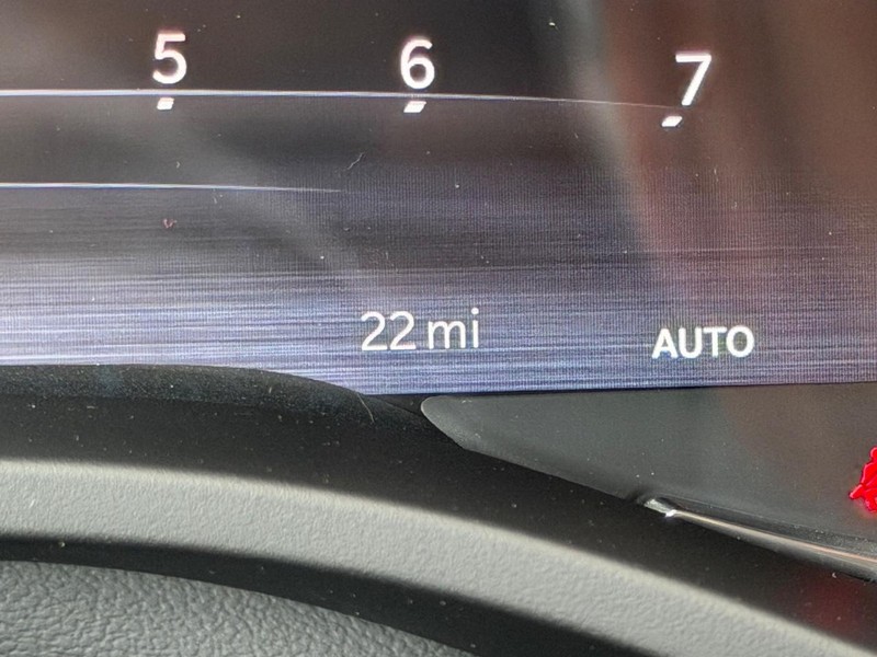 Ram 1500 Vehicle Full-screen Gallery Image 20