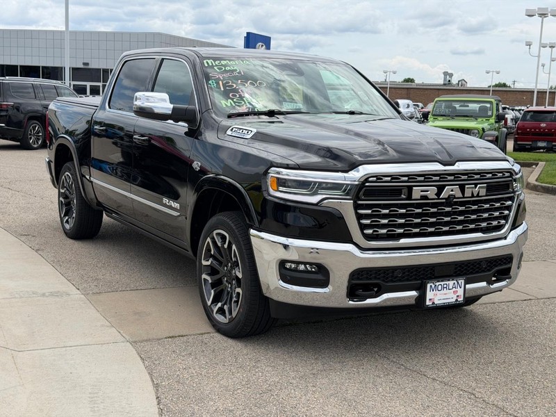 Ram 1500 Vehicle Full-screen Gallery Image 3