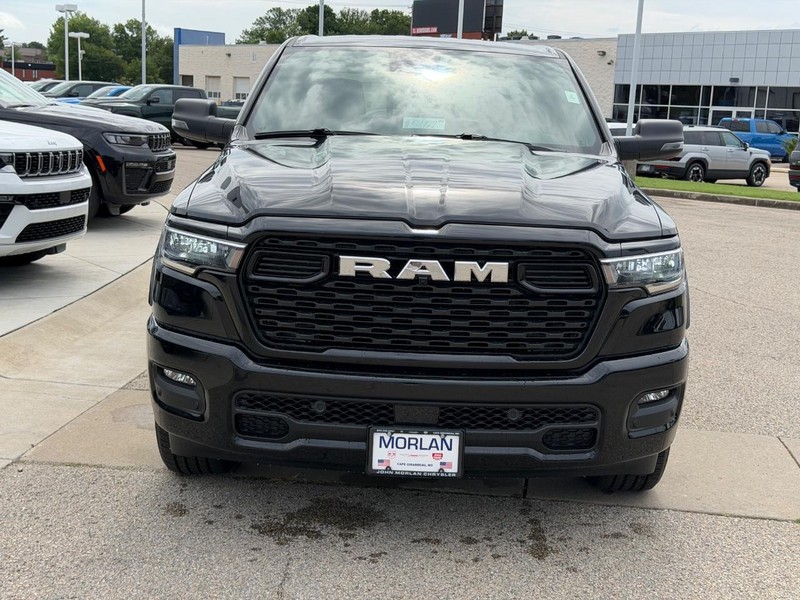 Ram 1500 Vehicle Full-screen Gallery Image 2