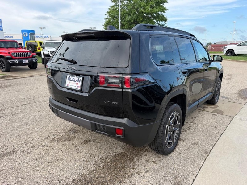 Jeep Cherokee Vehicle Full-screen Gallery Image 4