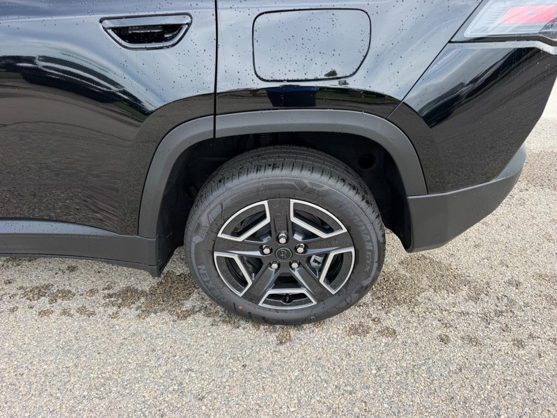 Jeep Cherokee Vehicle Full-screen Gallery Image 8