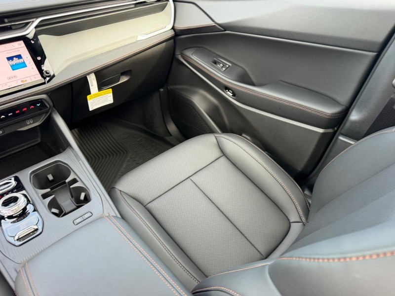 Jeep Cherokee Vehicle Full-screen Gallery Image 18