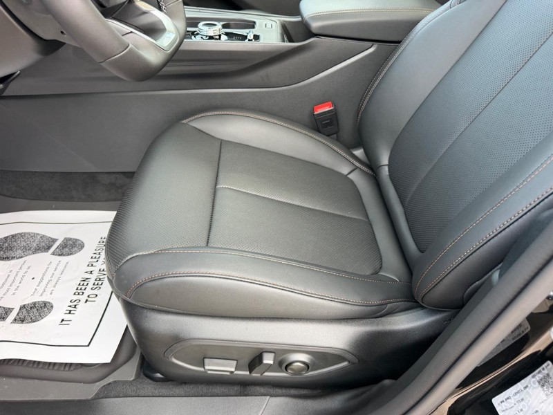 Jeep Cherokee Vehicle Full-screen Gallery Image 20