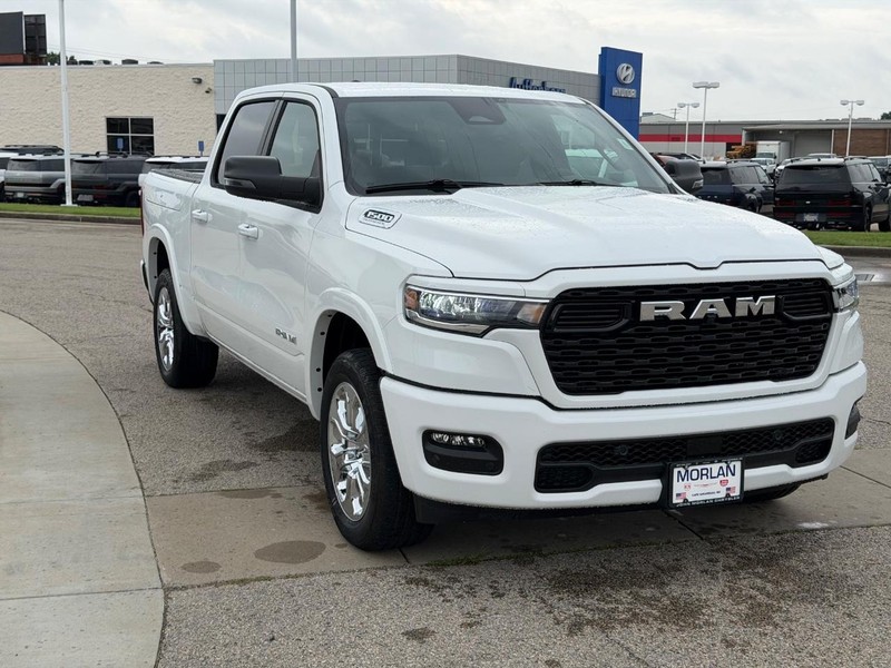 Ram 1500 Vehicle Full-screen Gallery Image 3