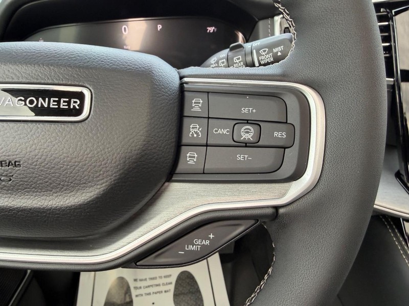 Jeep Grand Wagoneer Vehicle Full-screen Gallery Image 16