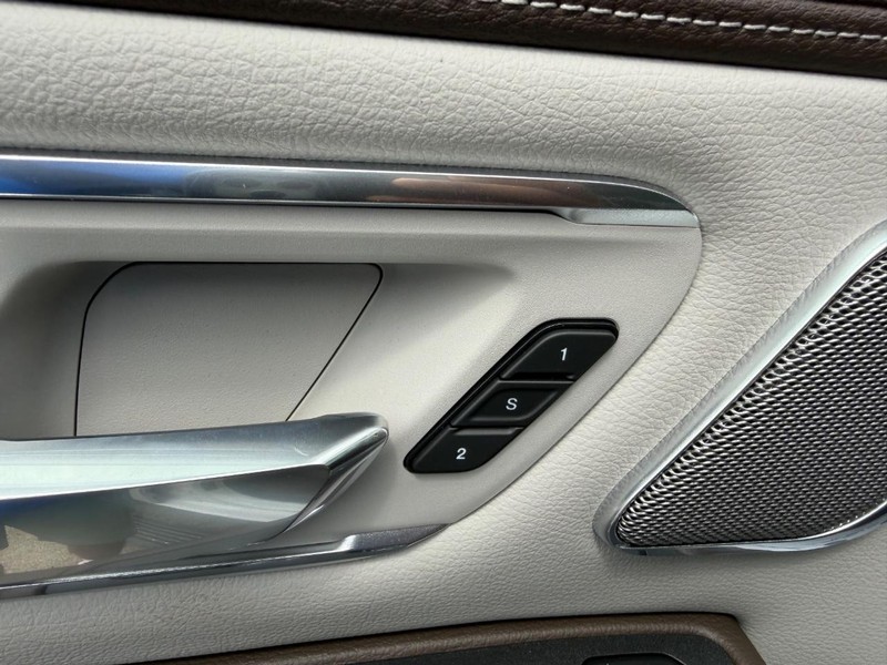 Ram 1500 Vehicle Full-screen Gallery Image 20