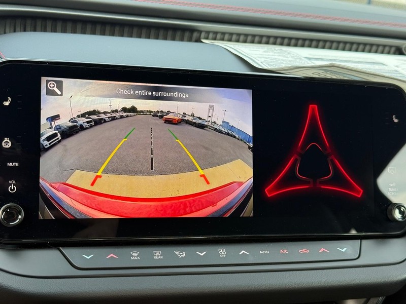 Dodge Charger Vehicle Full-screen Gallery Image 16