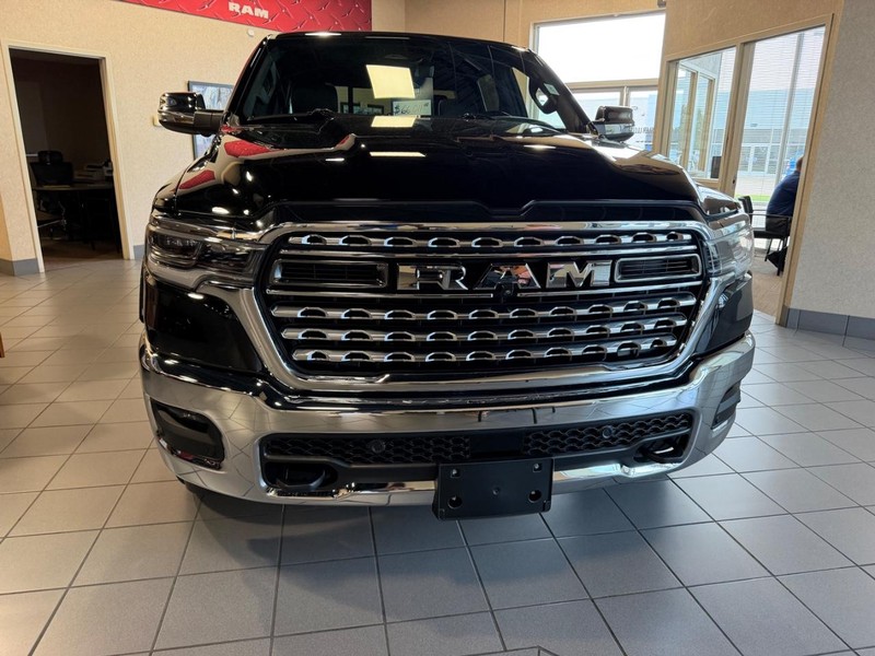Ram 1500 Vehicle Full-screen Gallery Image 2