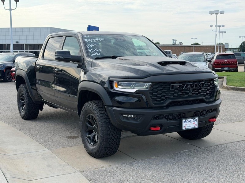 Ram 1500 Vehicle Full-screen Gallery Image 3