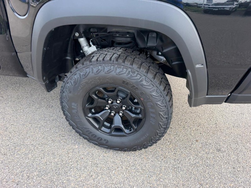 Ram 1500 Vehicle Full-screen Gallery Image 7