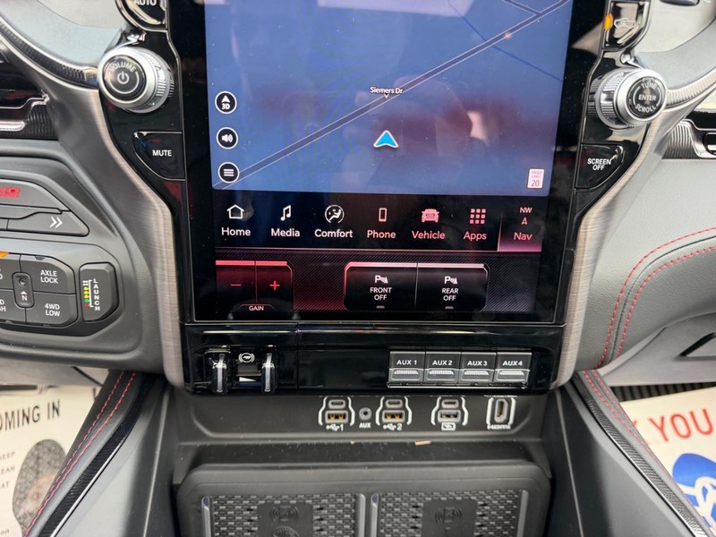 Ram 1500 Vehicle Full-screen Gallery Image 16