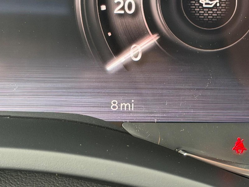 Ram 2500 Vehicle Full-screen Gallery Image 20