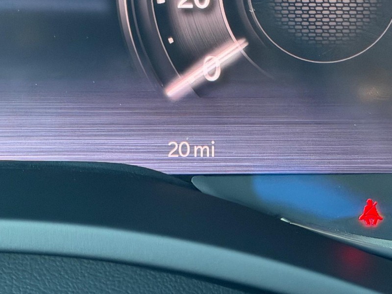 Ram 2500 Vehicle Full-screen Gallery Image 20