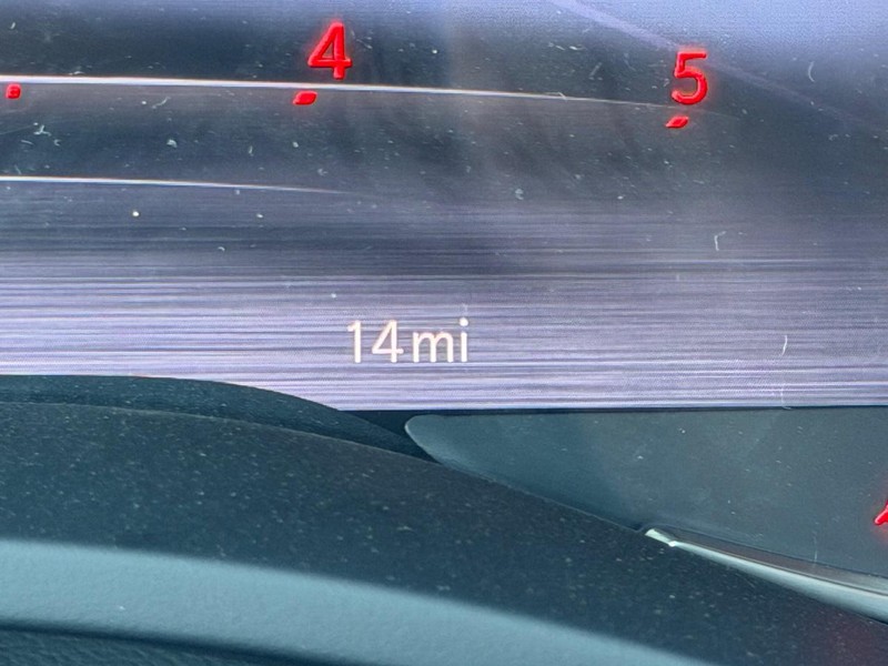 Ram 2500 Vehicle Full-screen Gallery Image 20
