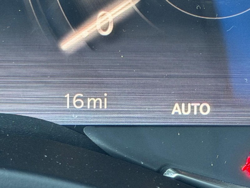 Ram 1500 Vehicle Full-screen Gallery Image 20