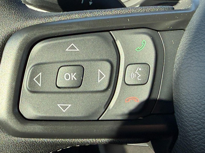 Jeep Wrangler Vehicle Full-screen Gallery Image 11