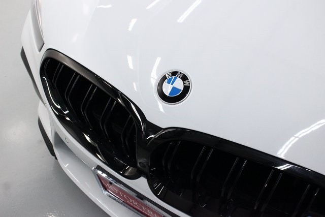 BMW M8 Thumbnail Image 145