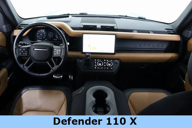 2023 Land Rover Defender X photo