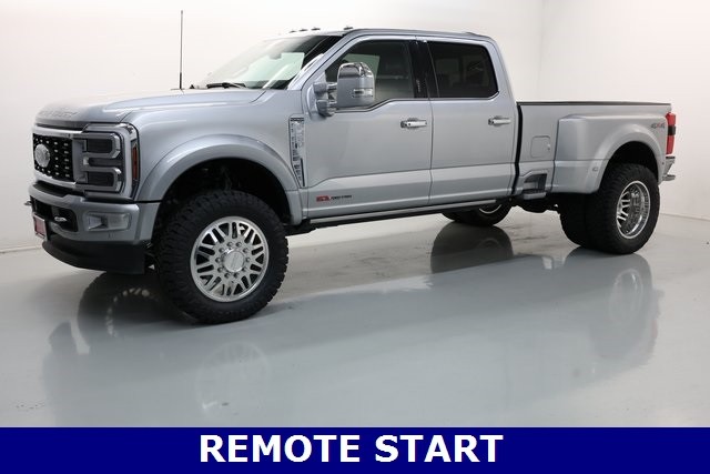 Ford F-450SD Thumbnail Image 141
