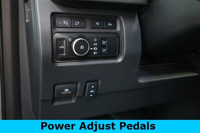 Ford F-450SD Thumbnail Image 156
