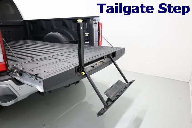 Ford F-450SD Thumbnail Image 164