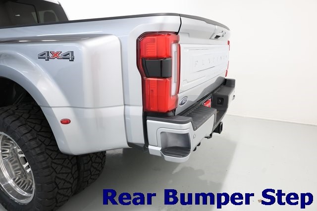 Ford F-450SD Thumbnail Image 168