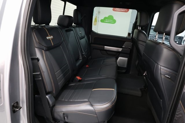 Ford F-450SD Thumbnail Image 202