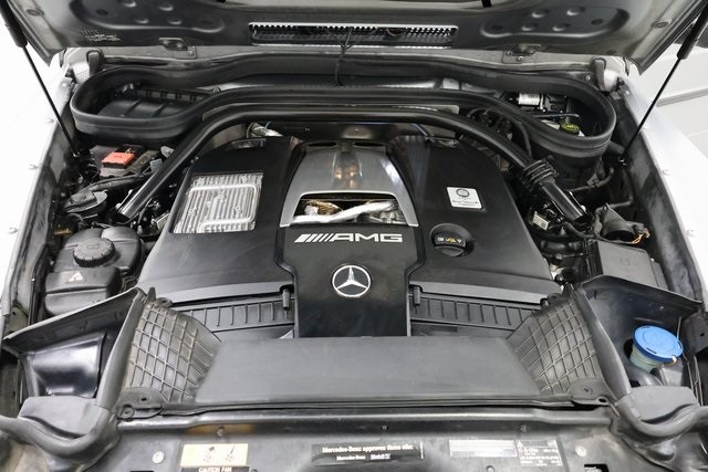Mercedes-Benz G-Class Thumbnail Image 200