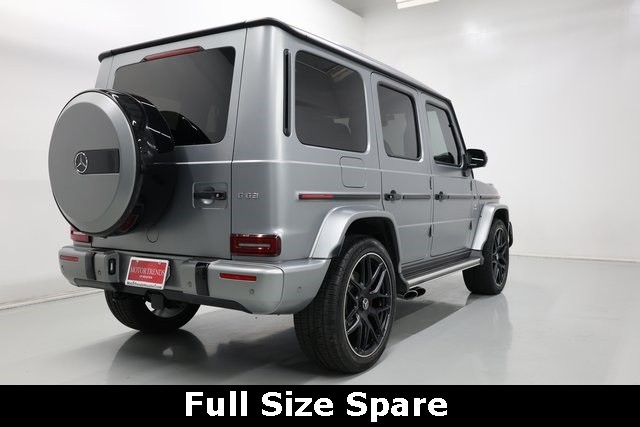 Mercedes-Benz G-Class Thumbnail Image 144