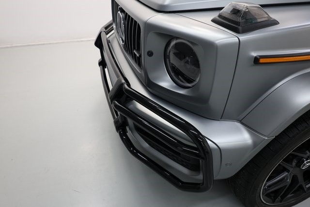 Mercedes-Benz G-Class Thumbnail Image 153
