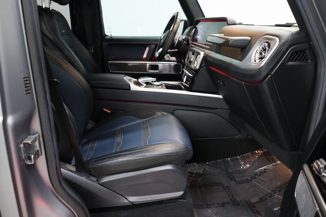 Mercedes-Benz G-Class Thumbnail Image 166