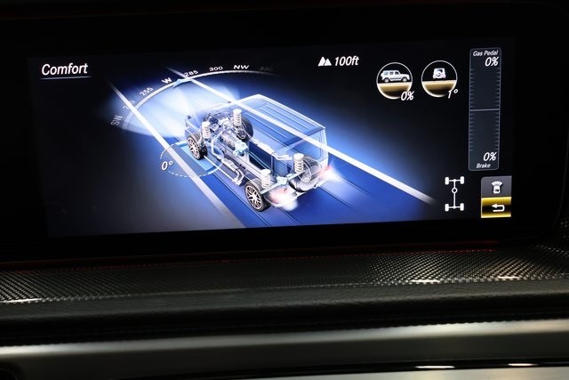 Mercedes-Benz G-Class Thumbnail Image 192