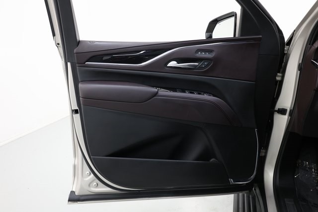 Cadillac Escalade Thumbnail Image 165