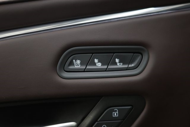 Cadillac Escalade Thumbnail Image 166