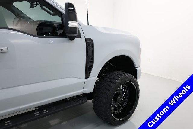 Ford F-250SD Thumbnail Image 122