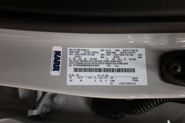 Ford F-250SD Thumbnail Image 229