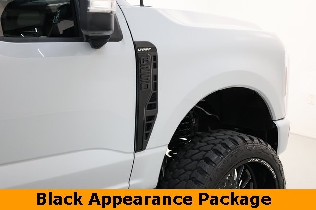 Ford F-250SD Thumbnail Image 130