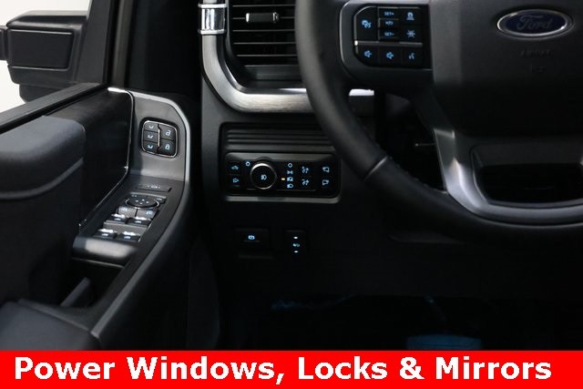 Ford F-250SD Thumbnail Image 179