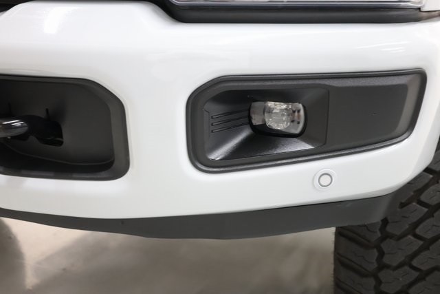 Ford F-250SD Thumbnail Image 192