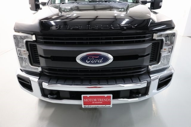Ford F-350SD Thumbnail Image 121