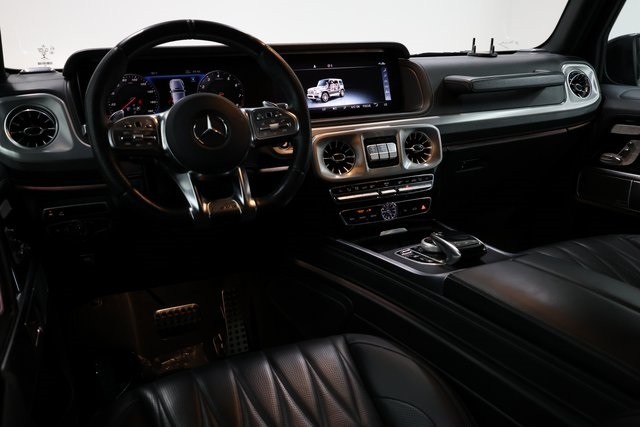 Mercedes-Benz G-Class Thumbnail Image 232