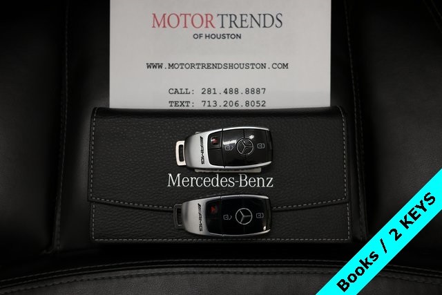 Mercedes-Benz G-Class Thumbnail Image 165