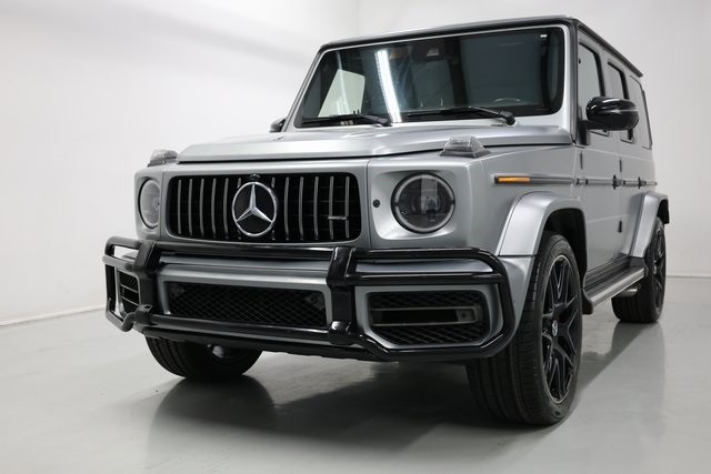 Mercedes-Benz G-Class Thumbnail Image 169