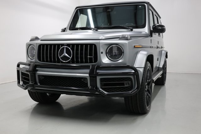 Mercedes-Benz G-Class Thumbnail Image 170