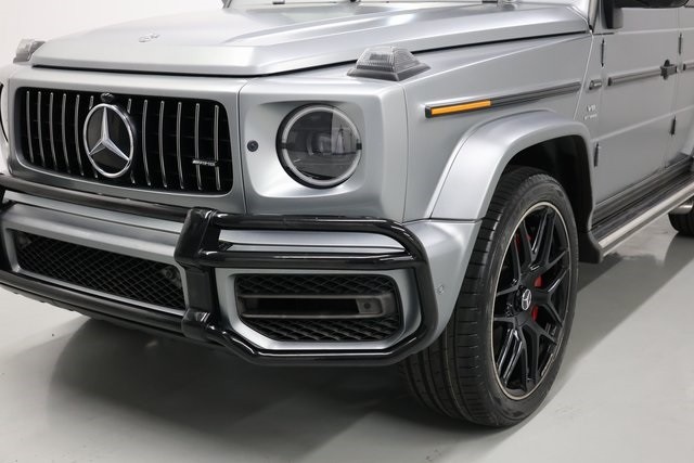 Mercedes-Benz G-Class Thumbnail Image 171