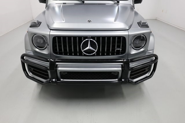 Mercedes-Benz G-Class Thumbnail Image 173