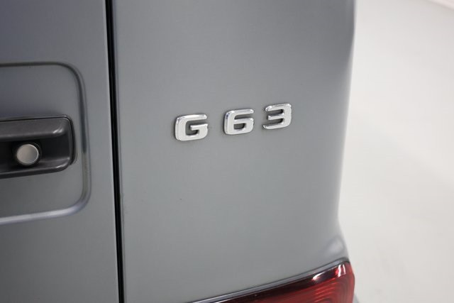 Mercedes-Benz G-Class Thumbnail Image 183