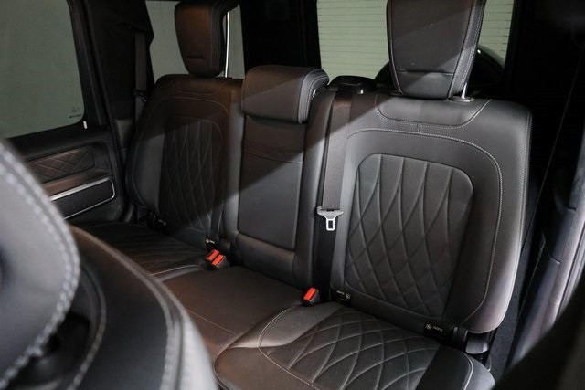 Mercedes-Benz G-Class Thumbnail Image 193