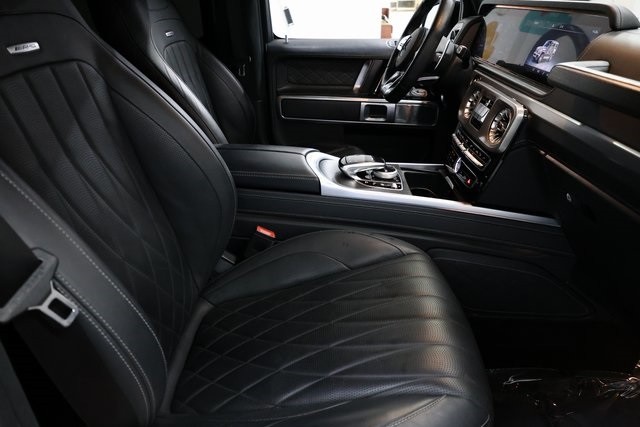 Mercedes-Benz G-Class Thumbnail Image 196