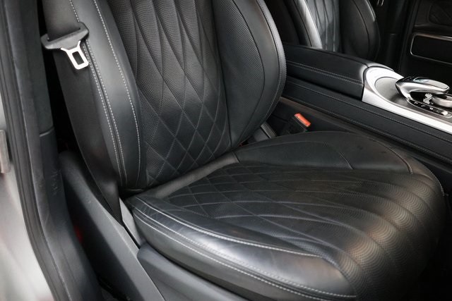 Mercedes-Benz G-Class Thumbnail Image 198